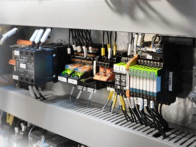 Relays Are Classified According To Their External Dimensions